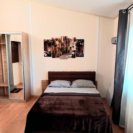 איוונו-פרנקיבסק Studio Apartments In Center Mini 5 Поверх Без Ліфту מראה חיצוני תמונה